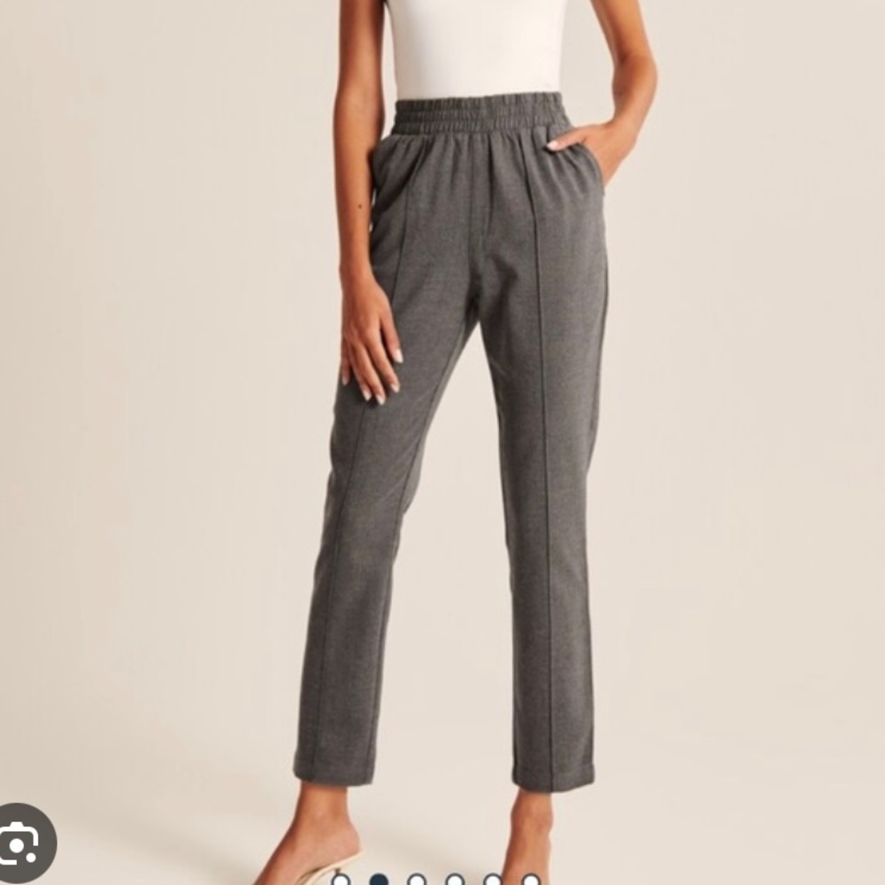 A&F • Plaid Tailored Menswear Pants • Size Small